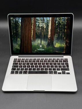 2015 13" MacBook Pro with charger